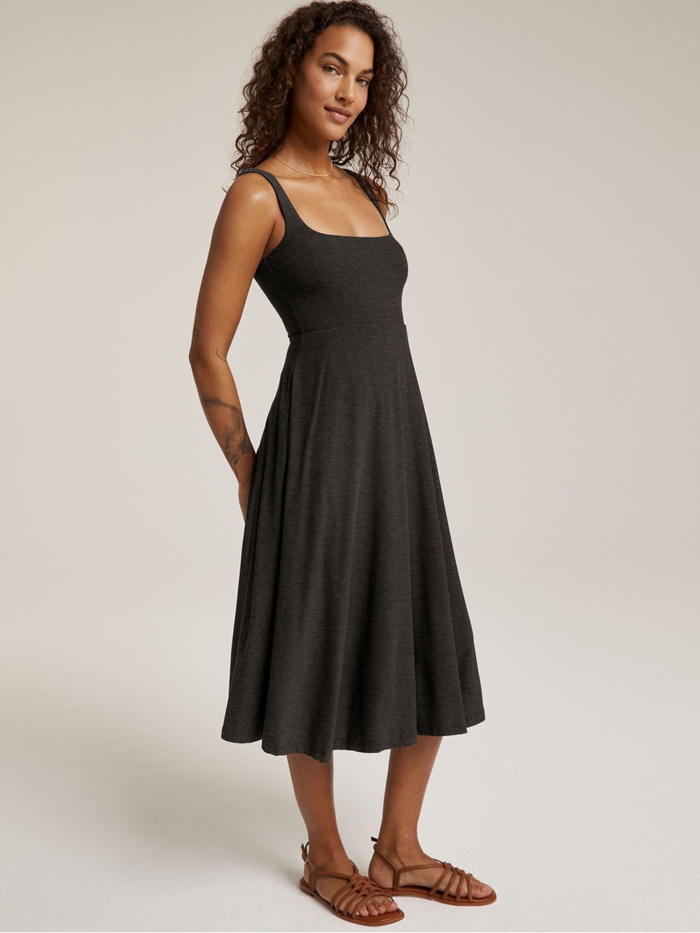 Beyond Yoga Featherweight At The Ready Square Neck Midi Dress - Picture 2 of 8